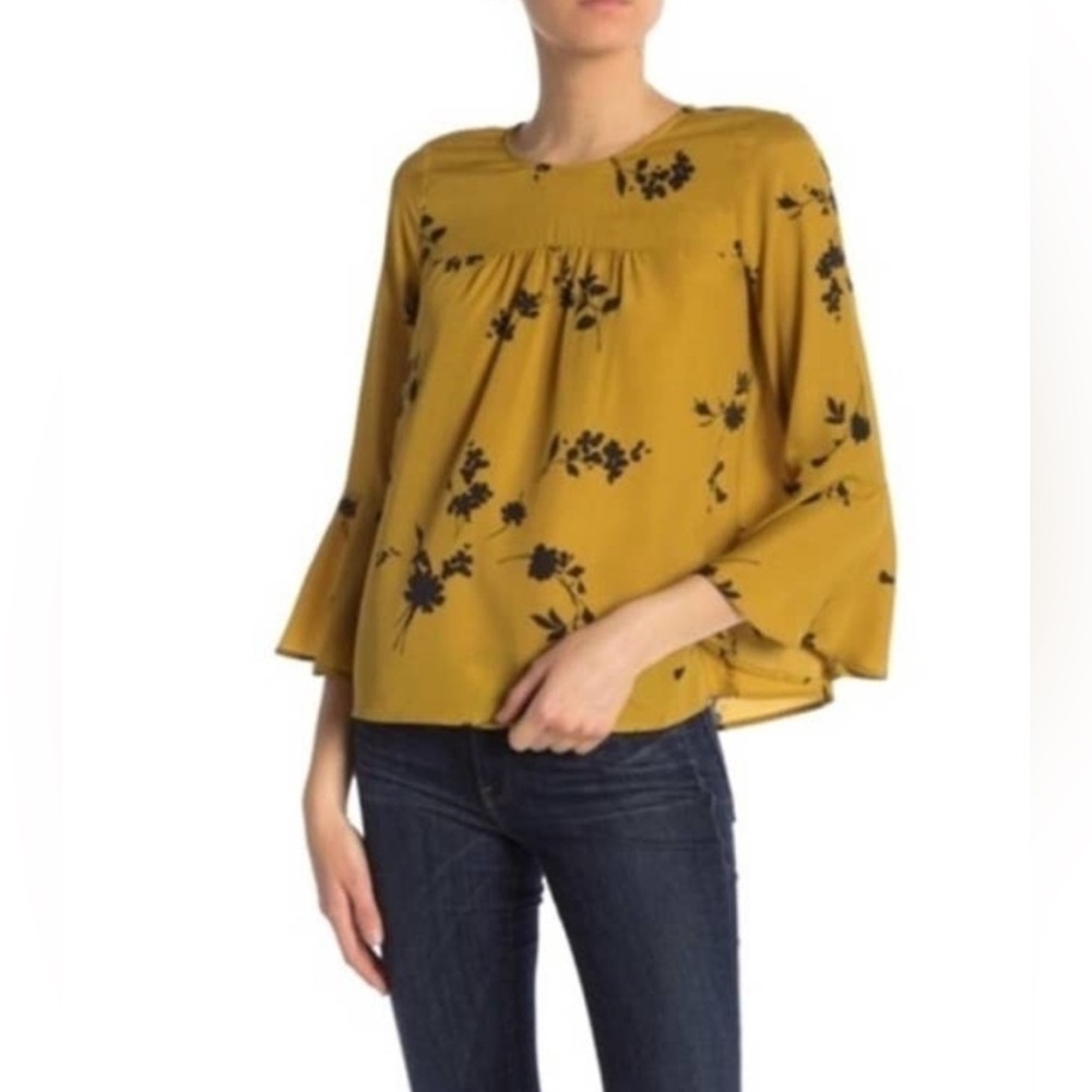 Joie Awilda Mustard Floral Bell‎ Sleeve Top size tag removed, fits like a M